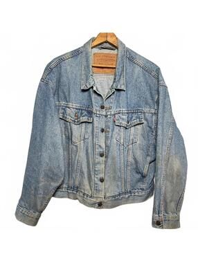 90's Vintage Levi Strauss Light Wash Denim Trucker Jacket 70598 4891 Men's L